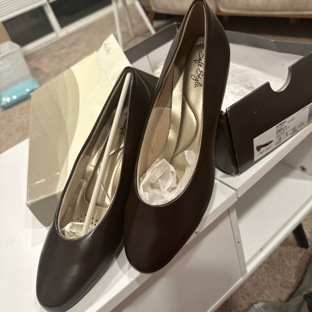 Soft Style Dark Brown Heels
